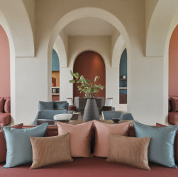 Comment harmoniser les couleurs dans une pièce pour un effet déco réussi ?