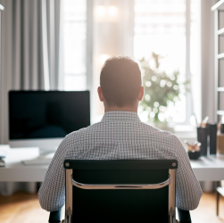 Guide complet pour aménager un bureau de papa à la maison