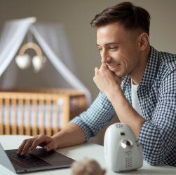 Carrière digitale et paternité : organiser son temps d'apprentissage entre deux biberons